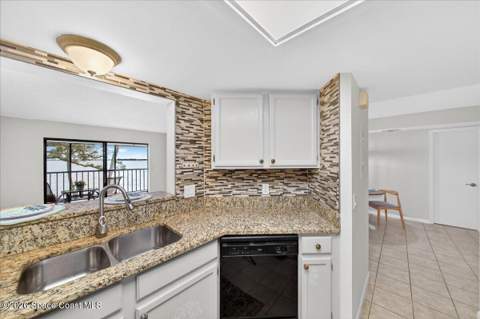 1480 Roosevelt Avenue #201, Melbourne FL - photo 14 of 35