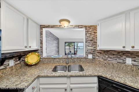 1480 Roosevelt Avenue #201, Melbourne FL - photo 15 of 35
