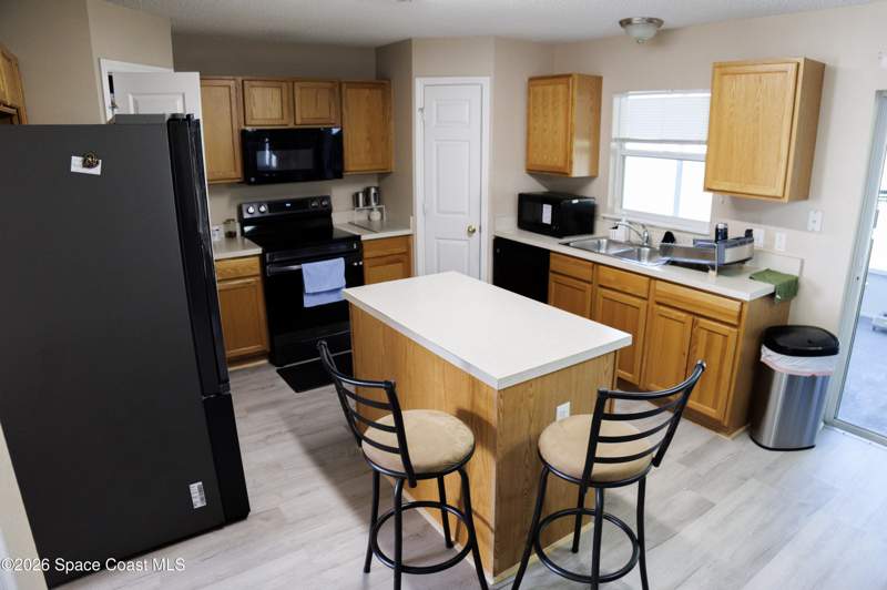 4 bedroom Single Family Residence at 569 Macon Drive, Plantation Oaks of Brevard Phase 5, Titusville — photo 3