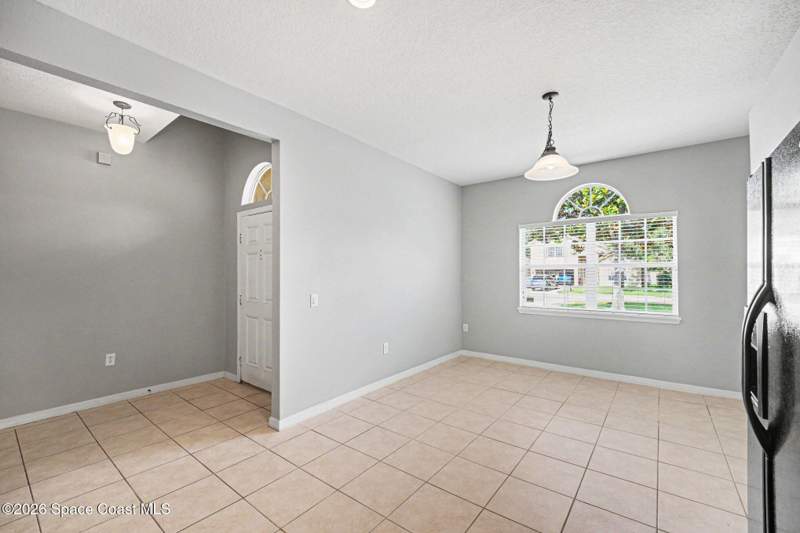 4 bedroom Single Family Residence at 4076 Fitzroy Reef Drive, Fitzroy Reef at Walkabout, Mims — photo 4