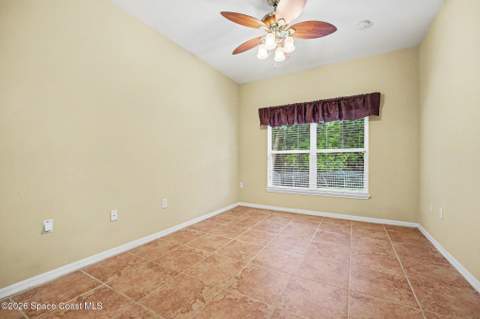 4076 Fitzroy Reef Drive, Mims FL - photo 12 of 27