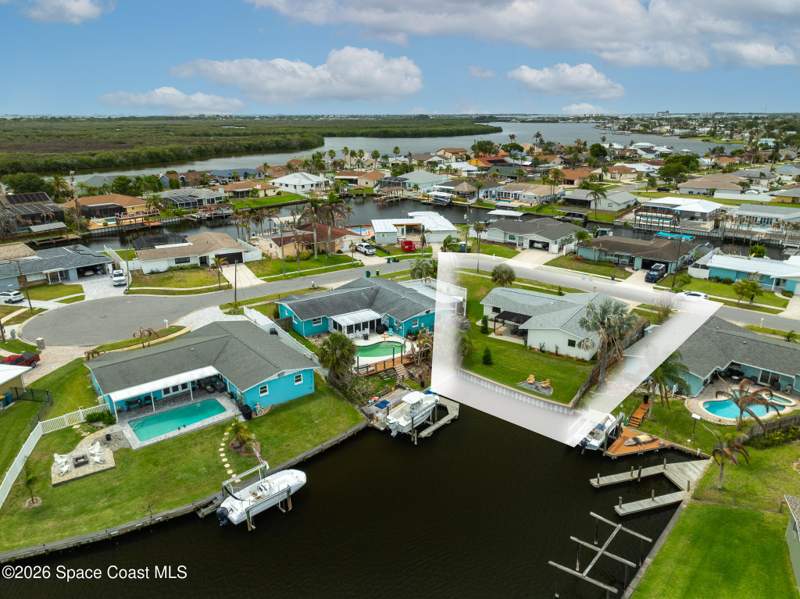 3 bedroom Single Family Residence at 390 Ursa Avenue, Diana Shores Unit No 2, Merritt Island — photo 2