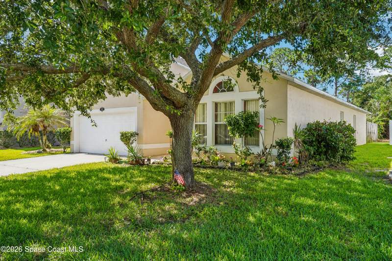 4 bedroom Single Family Residence at 939 Macon Drive, Plantation Oaks of Brevard Phase 1, Titusville — photo 3
