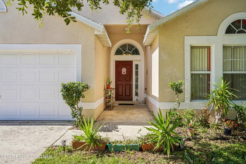 4 bedroom Single Family Residence at 939 Macon Drive, Plantation Oaks of Brevard Phase 1, Titusville — photo 4