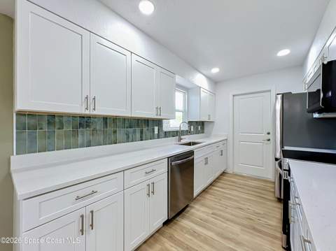 4590 Ponds Drive, Cocoa FL - photo 7 of 54