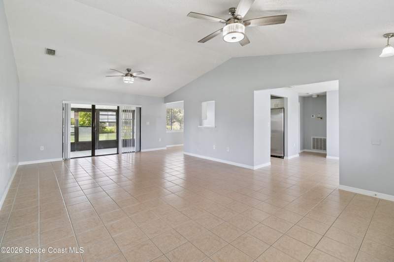 3 bedroom Single Family Residence at 940 Forest Street, Port Malabar Unit 8, Palm Bay — photo 4