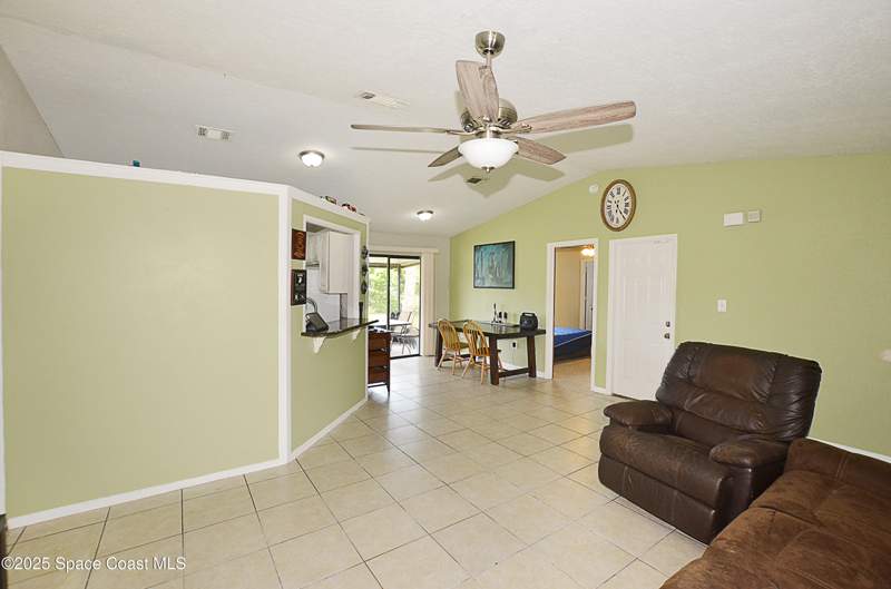 3 bedroom Single Family Residence at 1470 SE Toy Street, Port Malabar Unit 18, Palm Bay — photo 4