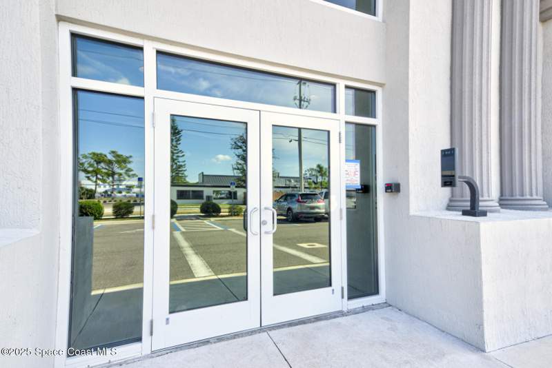 2 bedroom Condominium at 1805 Riverside Drive #504, River Palms Condo, Titusville — photo 3