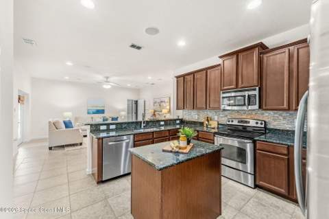382 Adamo Way, Melbourne FL - photo 9 of 43