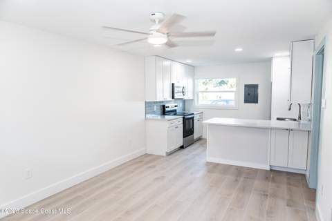 7165 Ridgewood Avenue #Unt3, Cape Canaveral FL - photo 6 of 18
