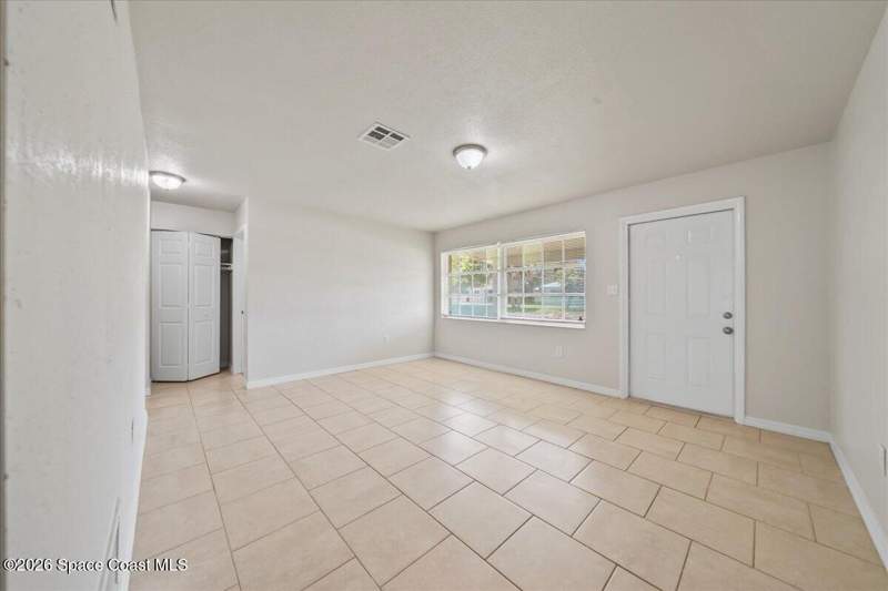 4 bedroom Single Family Residence at 1607 Albert Drive, Leewood Forest Sec 6, Melbourne — photo 4
