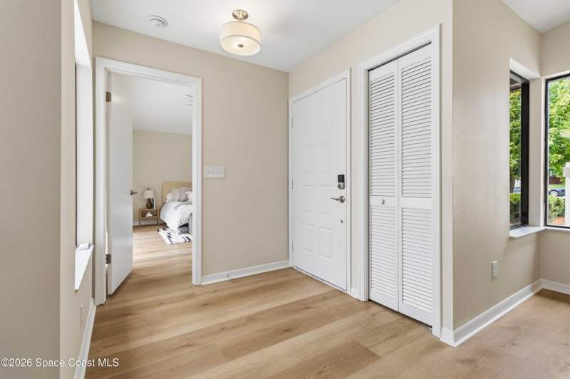 3 bedroom Single Family Residence at 598 Pine Forest Court, Country Walk at Suntree Stage 8 Tract 64 Pud, Melbourne — photo 5
