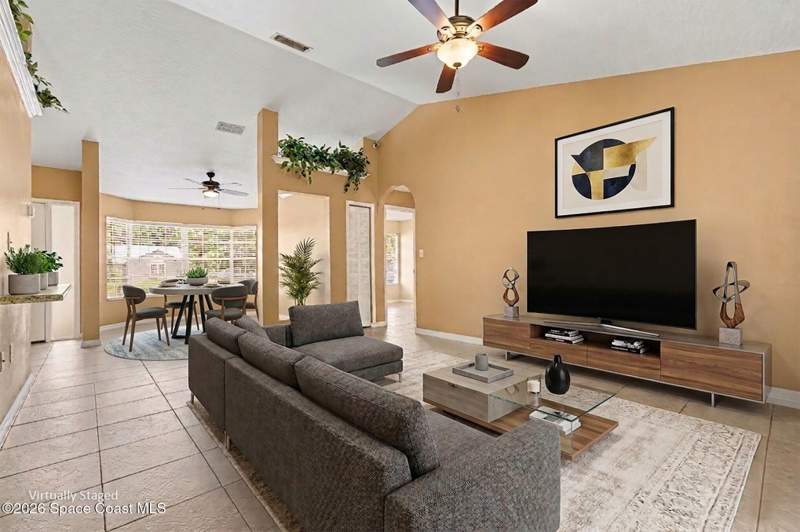 3 bedroom Single Family Residence at 1224 Helias Street, Port Malabar Unit 42, Palm Bay — photo 2
