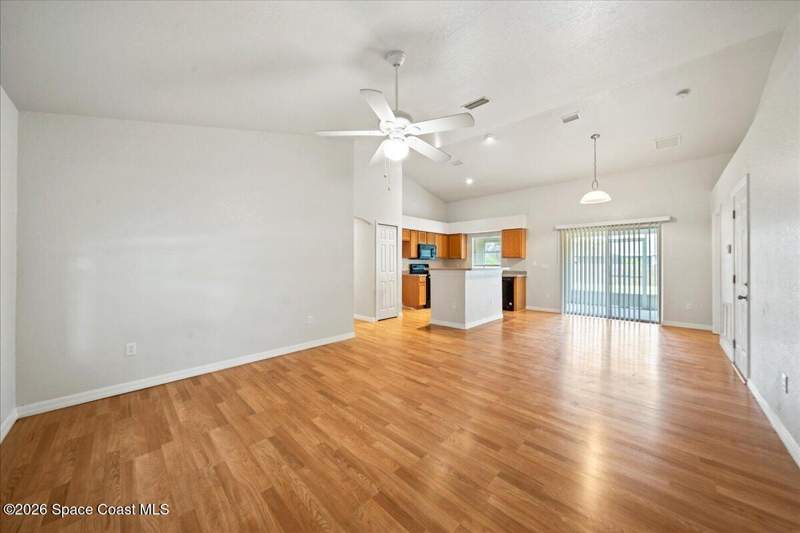 3 bedroom Single Family Residence at 657 Floyd Street, Port Malabar Unit 25, Palm Bay — photo 4