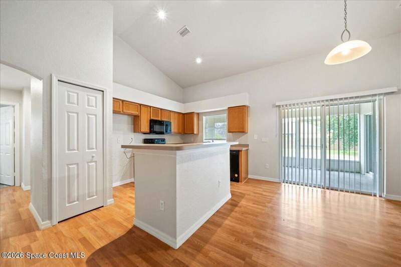 3 bedroom Single Family Residence at 657 Floyd Street, Port Malabar Unit 25, Palm Bay — photo 5