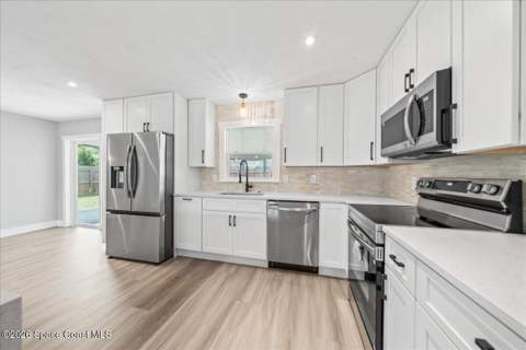 434 Barcelona Road, Palm Bay FL - photo 8 of 28