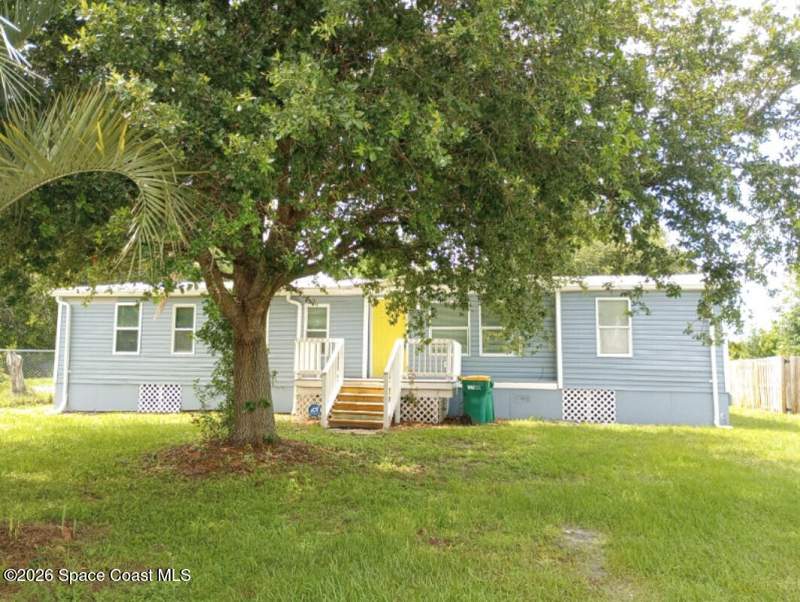 3 bedroom Manufactured Home at 4889 Cambridge Drive, Cambridge Park Phase 3, Mims — photo 2