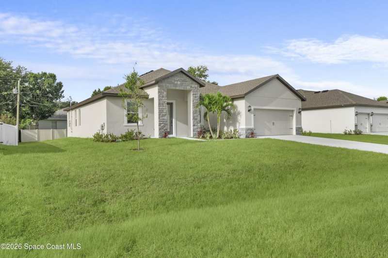 4 bedroom Single Family Residence at 372 Croquet Avenue, Port Malabar Unit 7, Palm Bay — photo 1