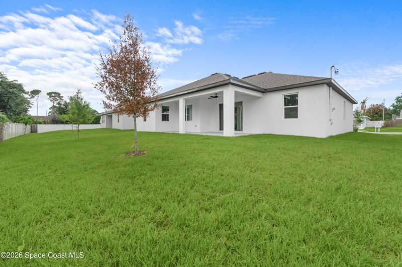 5 bedroom Single Family Residence at 2102 De Groodt Road, Port Malabar Unit 31, Palm Bay — photo 4