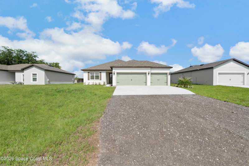 3 bedroom Single Family Residence at 1428 Van Dyke Avenue, Port Malabar Unit 16, Palm Bay — photo 2