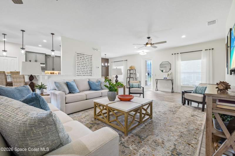 4 bedroom Single Family Residence at 885 Starland Street, Port Malabar Unit 11, Palm Bay — photo 4