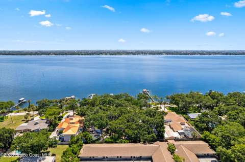 1001 N Indian River Drive, Cocoa FL - photo 8 of 77