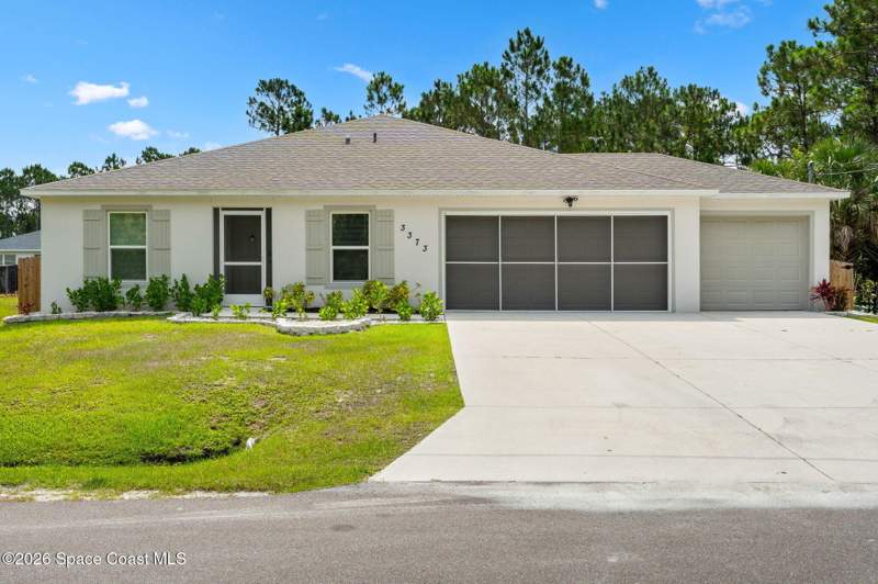 4 bedroom Single Family Residence at 3373 Navajo Avenue, Port Malabar Unit 30, Palm Bay — photo 4