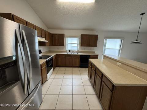 906 Shaw Circle, Melbourne FL - photo 7 of 21