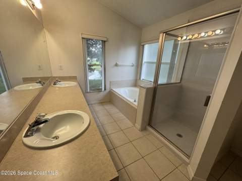 906 Shaw Circle, Melbourne FL - photo 12 of 21
