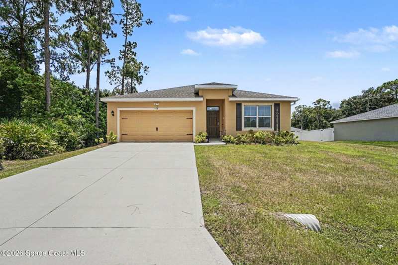 4 bedroom Single Family Residence at 974 Sablon Street, Port Malabar Unit 16, Palm Bay — photo 1
