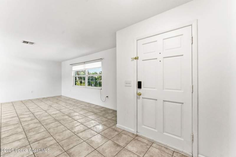 3 bedroom Single Family Residence at 2047 Barracuda Avenue, Riveria Estates Subd, Melbourne Beach — photo 5