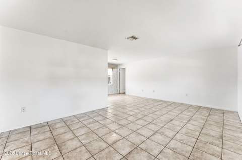 2047 Barracuda Avenue, Melbourne Beach FL - photo 7 of 40
