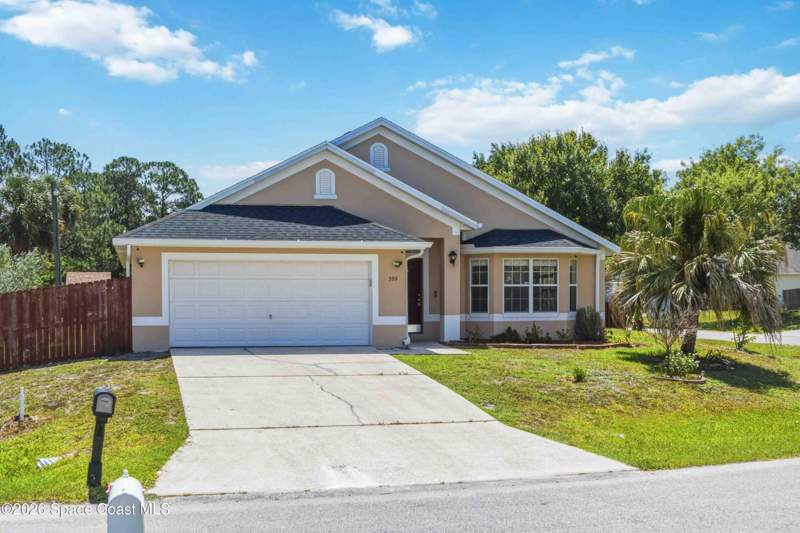 3 bedroom Single Family Residence at 599 Estes Avenue, Port Malabar Unit 19, Palm Bay — photo 2