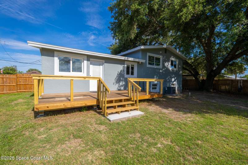 3 bedroom Single Family Residence at 521 Fern Avenue, Gardendale Unit 4, Titusville — photo 4