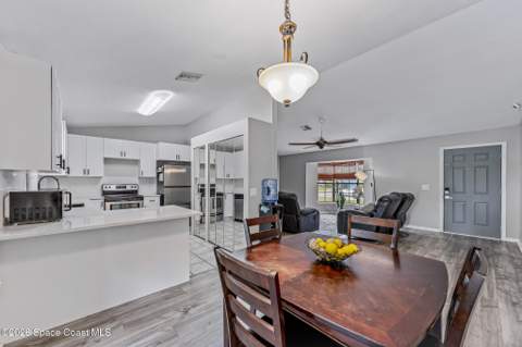 776 Beacon Street, Palm Bay FL - photo 9 of 29