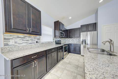 4499 Alligator Flag Circle, West Melbourne FL - photo 7 of 40