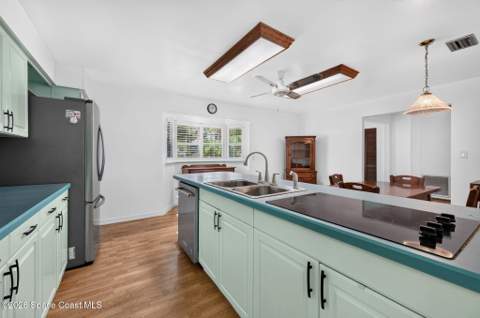 5180 Palmetto Drive, Melbourne Beach FL - photo 22 of 58