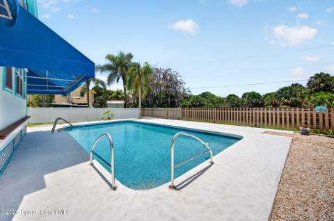 5180 Palmetto Drive, Melbourne Beach FL - photo 10 of 58