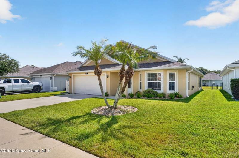 3 bedroom Single Family Residence at 987 Mason Drive, Plantation Oaks of Brevard Phase 5, Titusville — photo 3