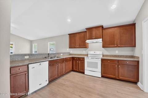987 Mason Drive, Titusville FL - photo 10 of 45