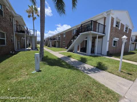 190 E Olmstead Drive #B2, Titusville FL - photo 18 of 23
