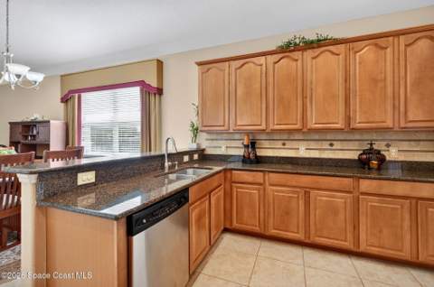 5862 Goleta Circle, Melbourne FL - photo 18 of 54