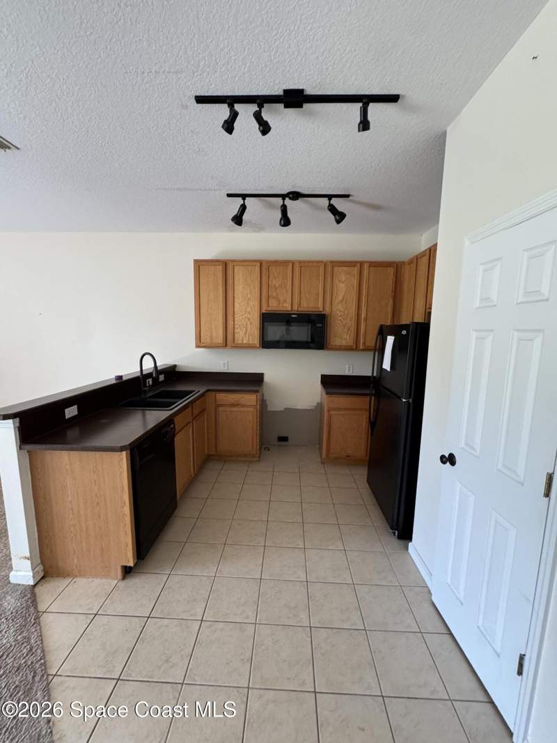 2 bedroom Townhouse at 2570 Revolution Street #103, Lake Washington Townhomes, Melbourne — photo 5