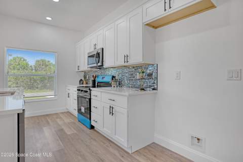 601 Yardley Street, Palm Bay FL - photo 12 of 45