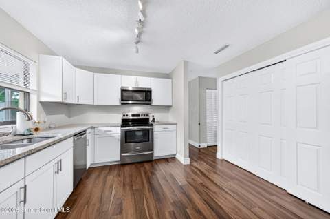 996 Botany Lane, Rockledge FL - photo 16 of 35