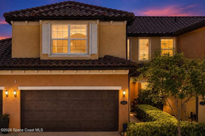 3 bedroom Townhouse at 722 Carlsbad Drive, Montecito Phase 2C, Satellite Beach — photo 2