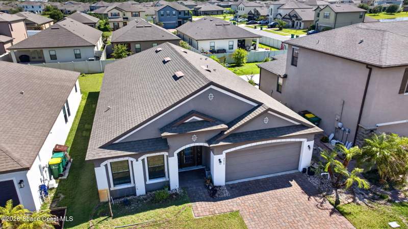 4 bedroom Single Family Residence at 4059 Alligator Flag Circle, Sawgrass Lakes Phase Four, West Melbourne — photo 5