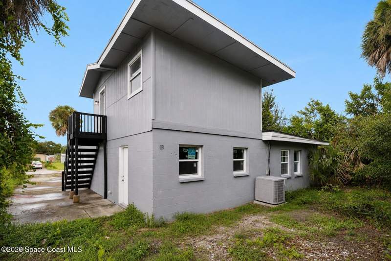 6 bedroom Single Family Residence at 1125 Gainey Drive, Gramling Park Subd, Melbourne — photo 5