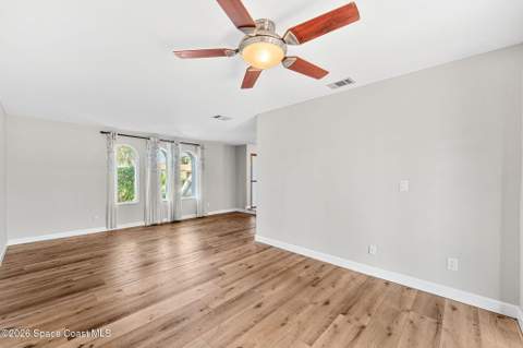 475 E Amherst Circle, Satellite Beach FL - photo 15 of 34