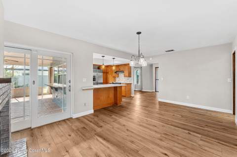 475 E Amherst Circle, Satellite Beach FL - photo 12 of 34